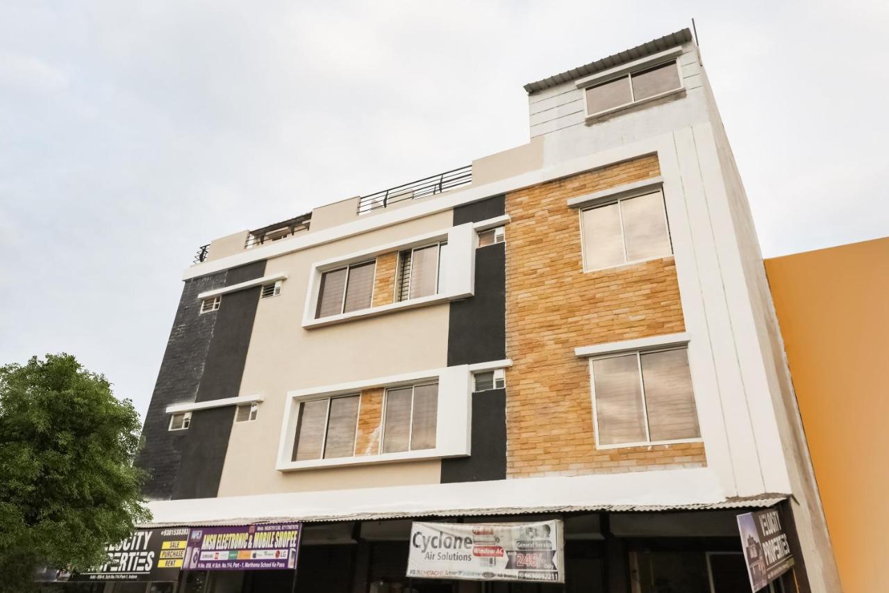 Oyo Flagship 30861 Hotel Velocity Vijay Nagar Индор Екстериор снимка