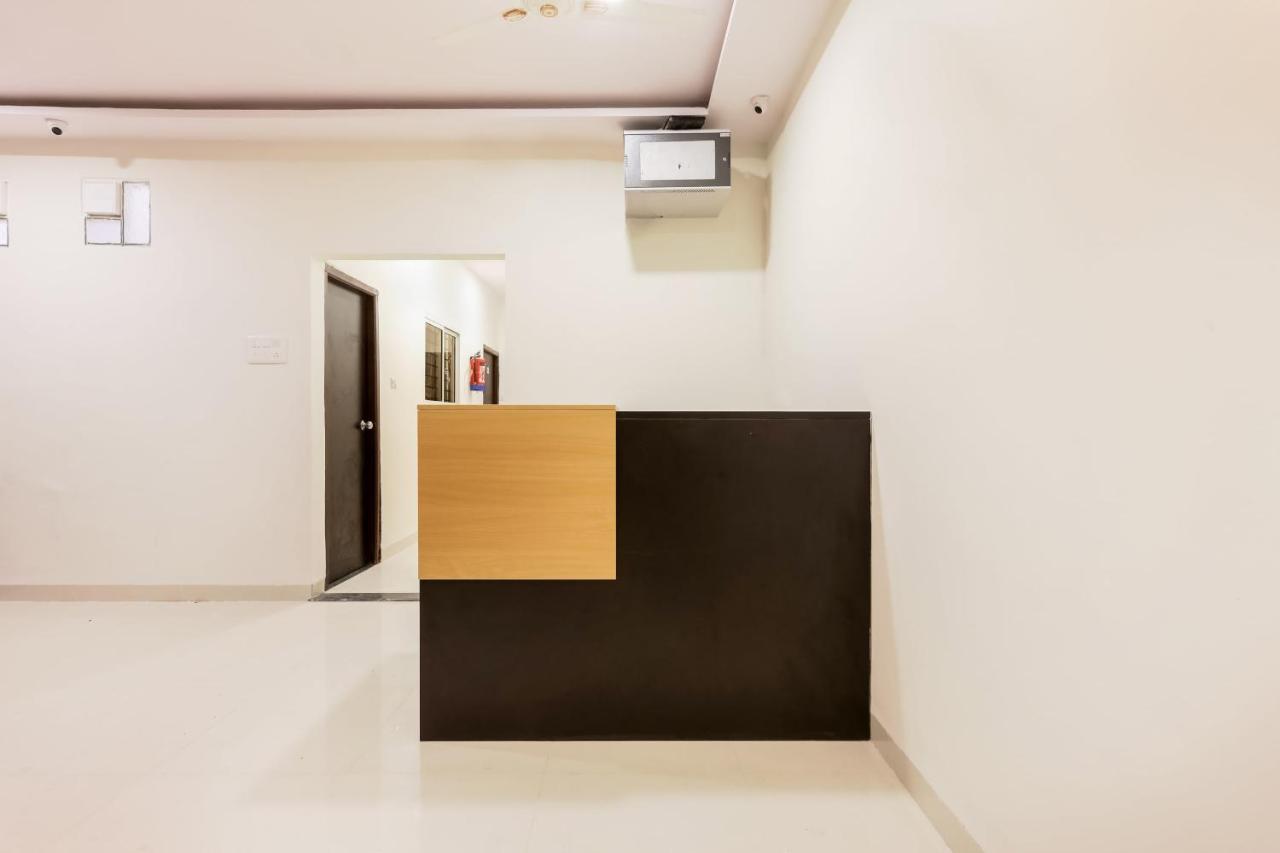 Oyo Flagship 30861 Hotel Velocity Vijay Nagar Индор Екстериор снимка