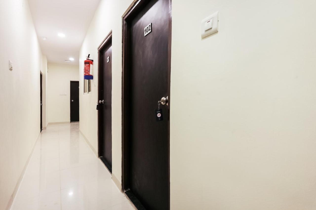 Oyo Flagship 30861 Hotel Velocity Vijay Nagar Индор Екстериор снимка
