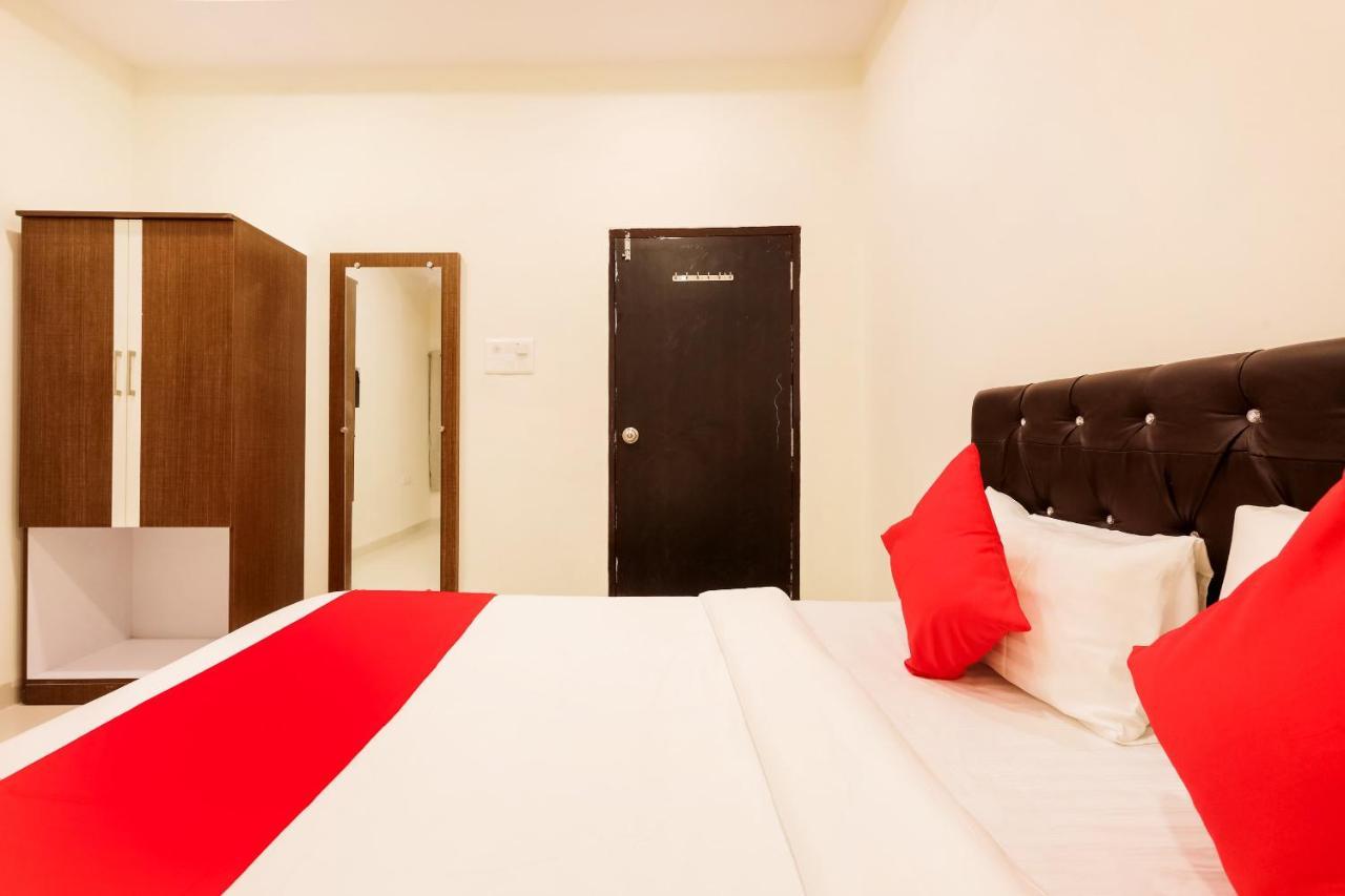 Oyo Flagship 30861 Hotel Velocity Vijay Nagar Индор Екстериор снимка